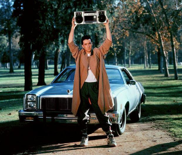 Baby Come Back boom box Scene from Say Anything